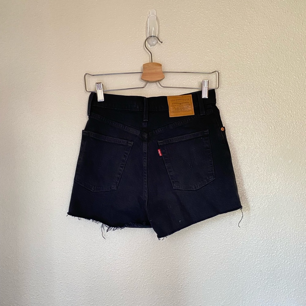 Levi’s Ribcage short - Picture 3 of 6